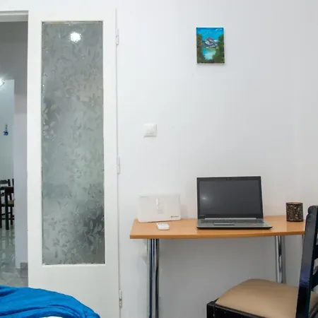 Traditional Apartment *